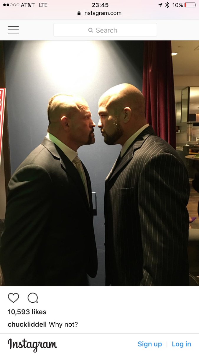 RealTalkMMA4's tweet photo. Ohhhh snap! Is it going down again 👊🏻 @ChuckLiddell @titoortiz @BellatorMMA chuck did recently have lunch with @ScottCoker 🤔#mma #ufc212 https://t.co/BQF59v9wG7