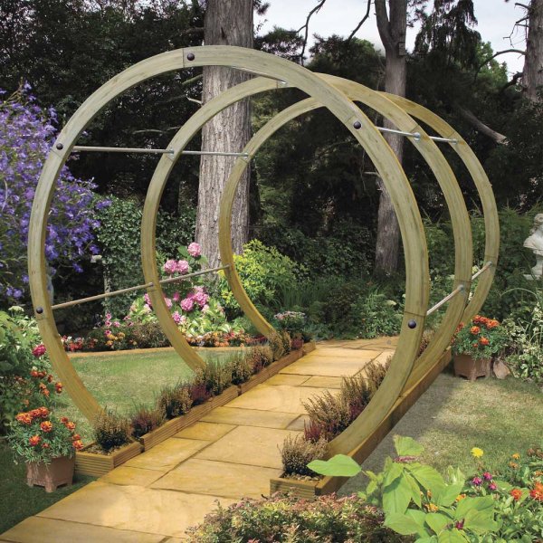 wokinghamtown's tweet photo. everything for your home and garden over 200 shops take a peek https://t.co/9BtqriI3Dt https://t.co/YQbNYGGEHb