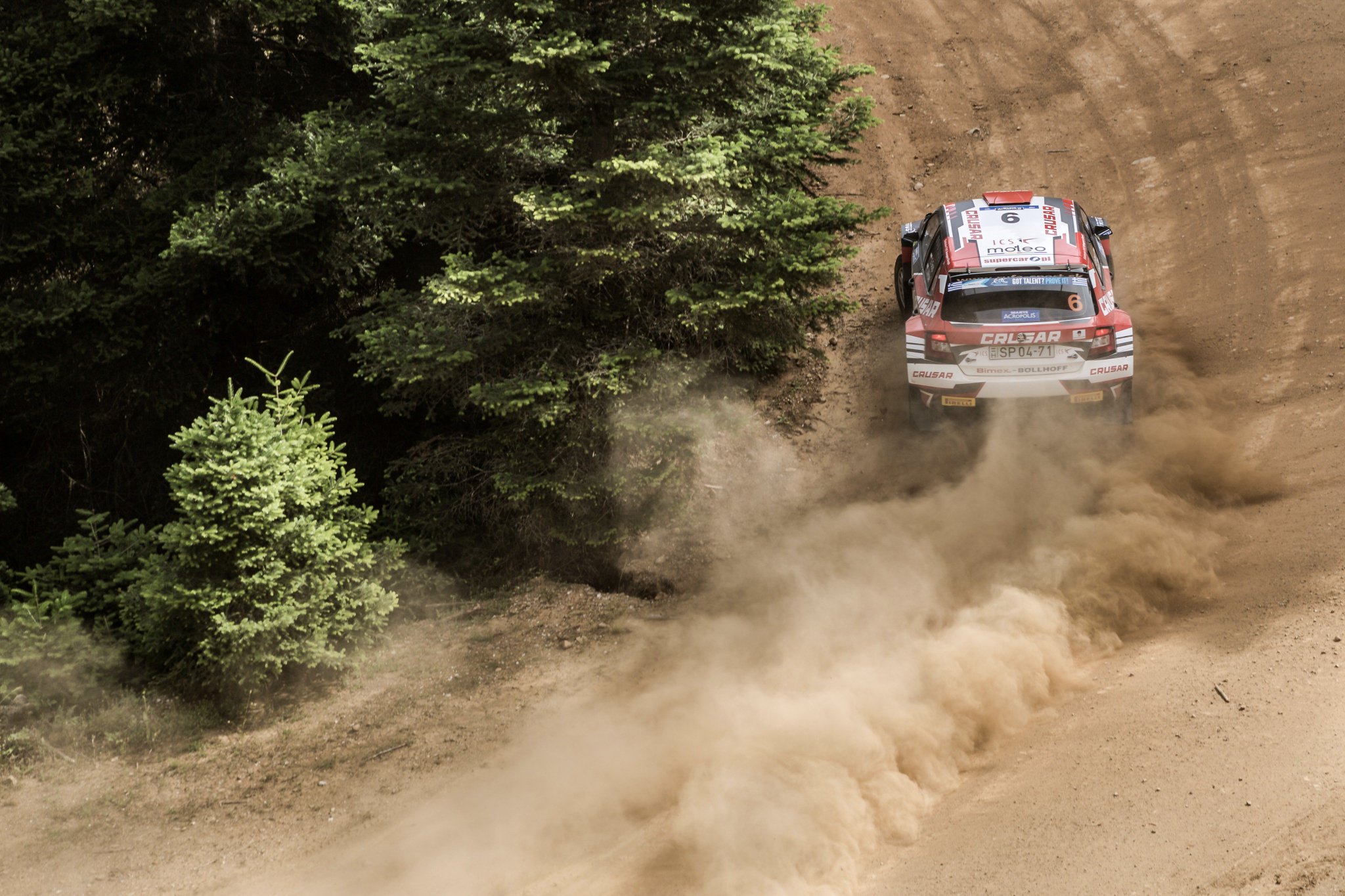 Rally Acrópolis 2017 ERC - Página 2 DBdYh80XYAAtl8J