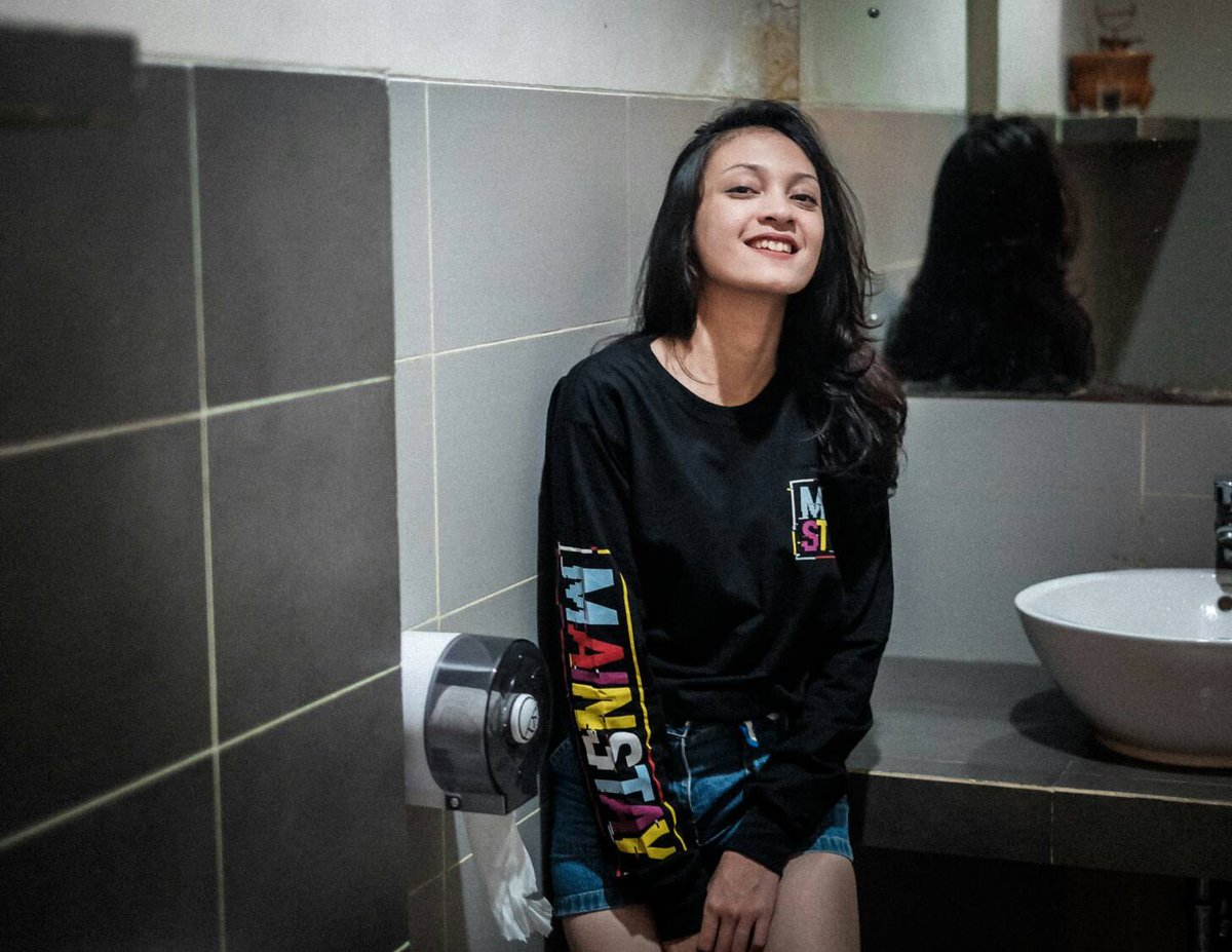 Code "XELA" | Size : S,M,L,XL,XXL | IDR : 150K | Online Order : 082211571745 /   5F365FDE