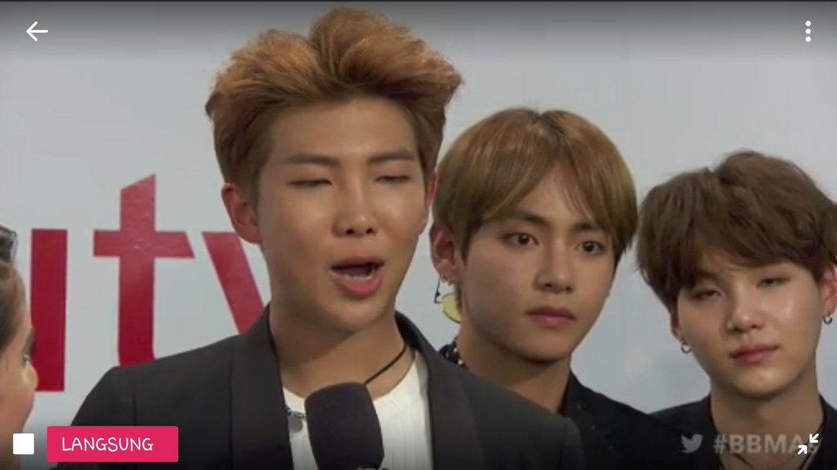 turatuatu's tweet photo. @BTS_twt https://t.co/akkY0QPD4P