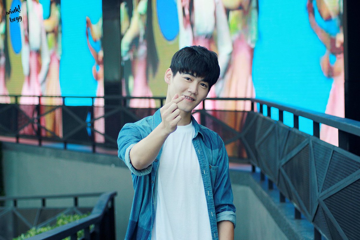 flukekanit_fc's tweet photo. ㅡ 170603 @capitalfluke at Show DC 
#flukekanit #TUSexyBoy #Soulmatestheseries https://t.co/4B4avp1MxL