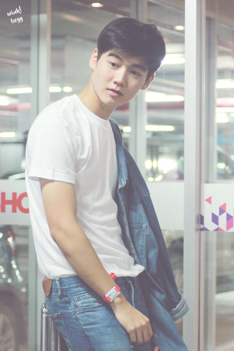 flukekanit_fc's tweet photo. ㅡ 170603 @capitalfluke at Show DC 
#flukekanit #TUSexyBoy #SoulmatesTheSeries https://t.co/MZcpodBFx3