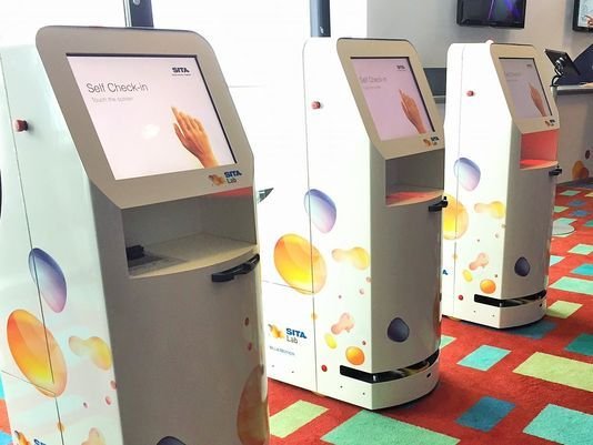 SITAonline's tweet photo. Robotic kiosks and other new tech coming to your airport | via @USAToday #ATIS2017 https://t.co/wykqqXvt5l https://t.co/GVZduQculf