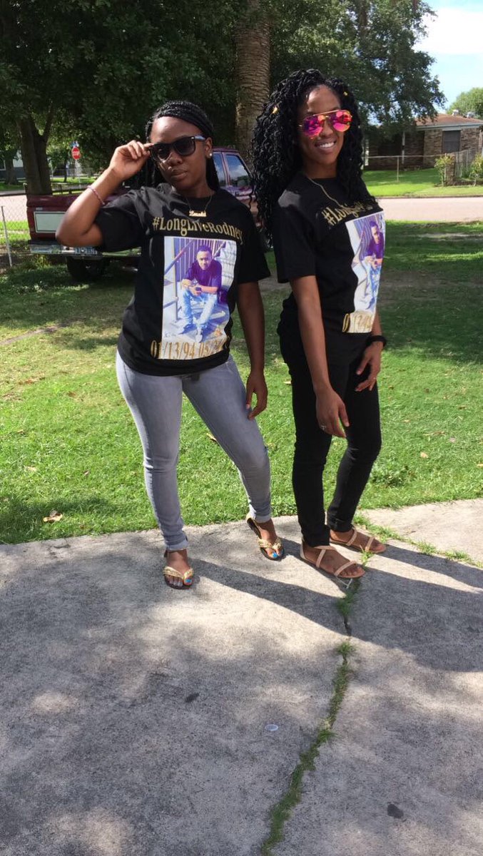 forever_lew's tweet photo. #LongLiveRodney 🖤🤞🏽 https://t.co/Q0Wd8cPHbO