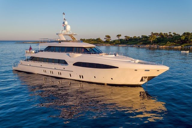 37m Superyacht on offer!
- 2014
- 10 guests in 5 cabins
- The ideal yacht for relaxing in style and comfort!
yachtmarket.lu