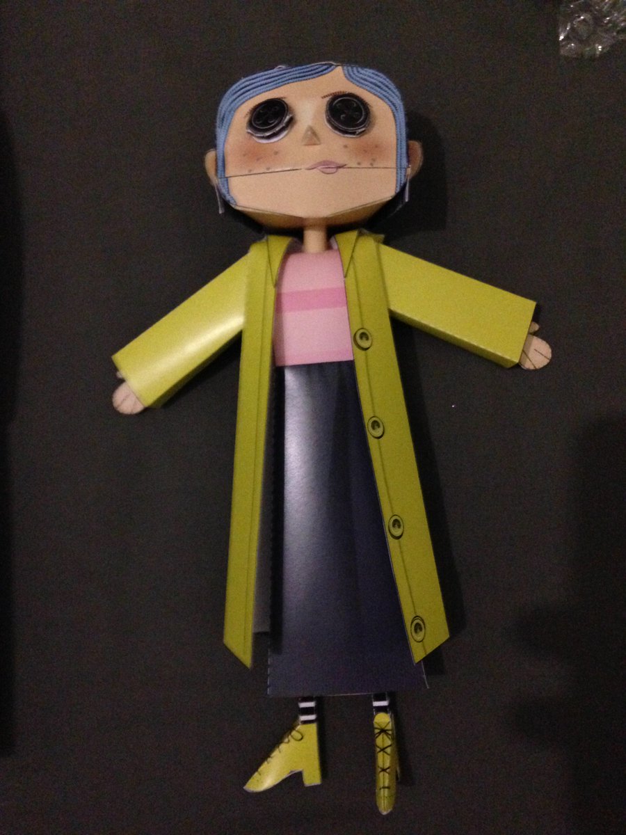 Xerat0nin's tweet photo. What #better way to #start my #Twitter #resurgence than with a #picture of my very #first #papercraft? #DidIUseEnoughHashtags? https://t.co/b7iluG3QUz