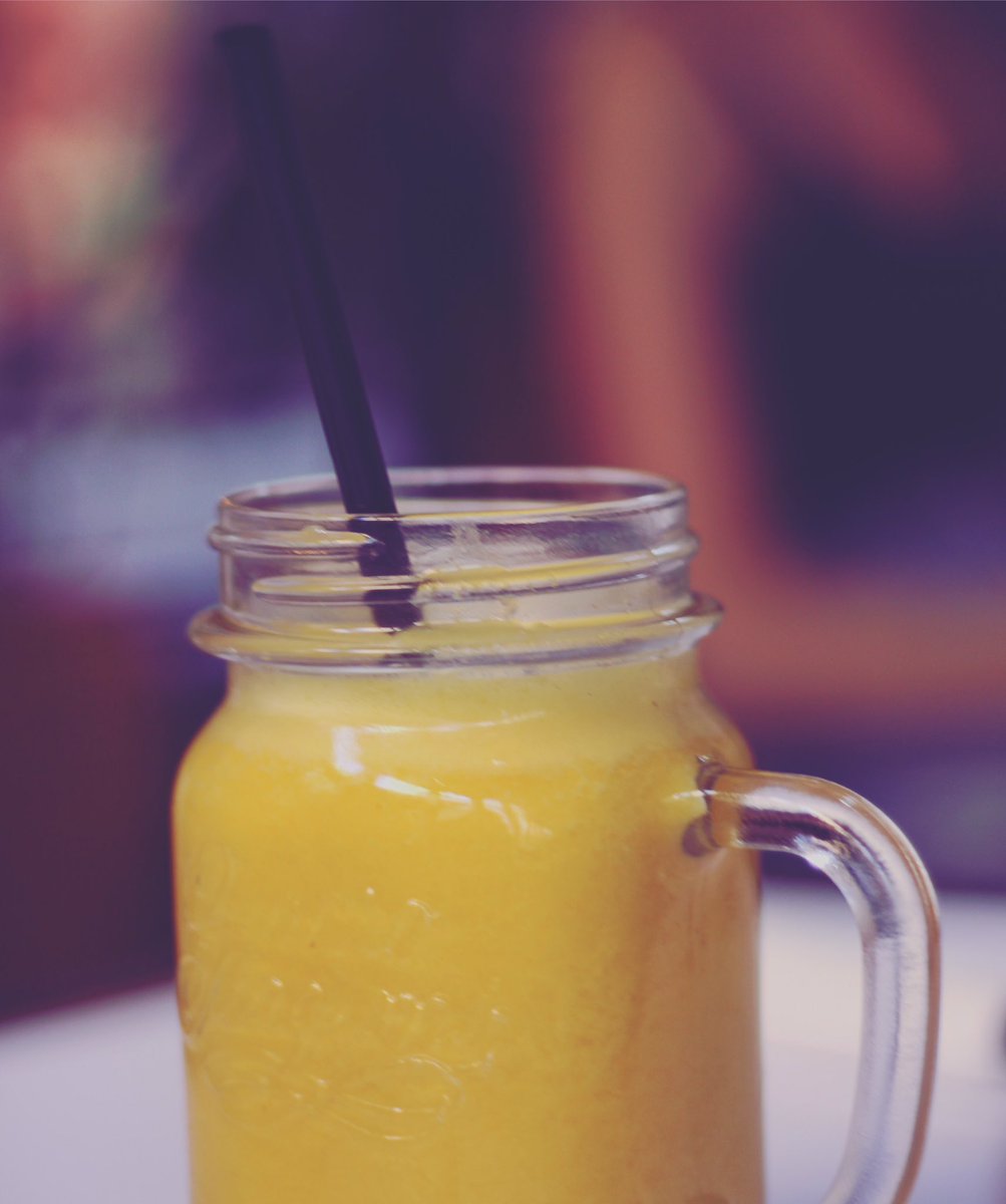 shape_food's tweet photo. #buongiorno e #BuonaDomenica così, con un buon #centrifugato preparato da #juicebar https://t.co/Ij10W8uIgu