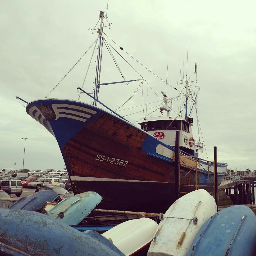 Amarenak's tweet photo. Aquí os esperamos otra vez! Con nuestros nuevos #kaikoutil en @basque_market en Itsas Etxea #Fuenterrabia! #historiasquesellevanpuestas https://t.co/VAUigiSpj5