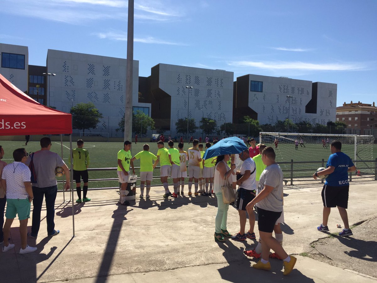 De nuevo bienvenidos <a href="/ECCFoficial/">El Carpio C.F. 💛⚽💛</a> #DeporteSolidario <a href="/Acpacys/">Acpacys</a> <a href="/LGSeedsES/">LG Seeds España</a> <a href="/dipucordoba/">Diputación de Córdoba</a>