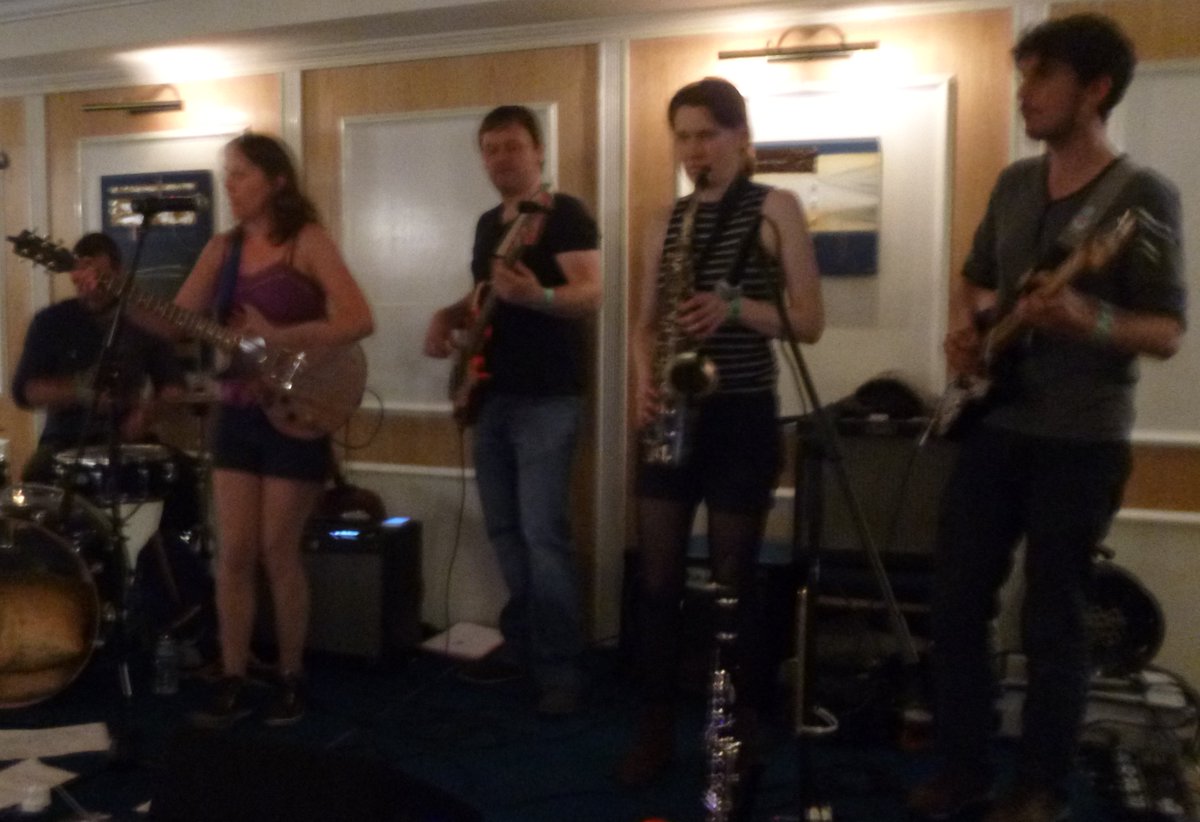 Mama Goose tweet media