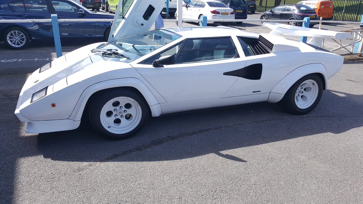 VaraTechnik's tweet photo. Lamborghini @VaraTechnik @Sunjay_Vara @prakash_vara https://t.co/7MzrpFuidv