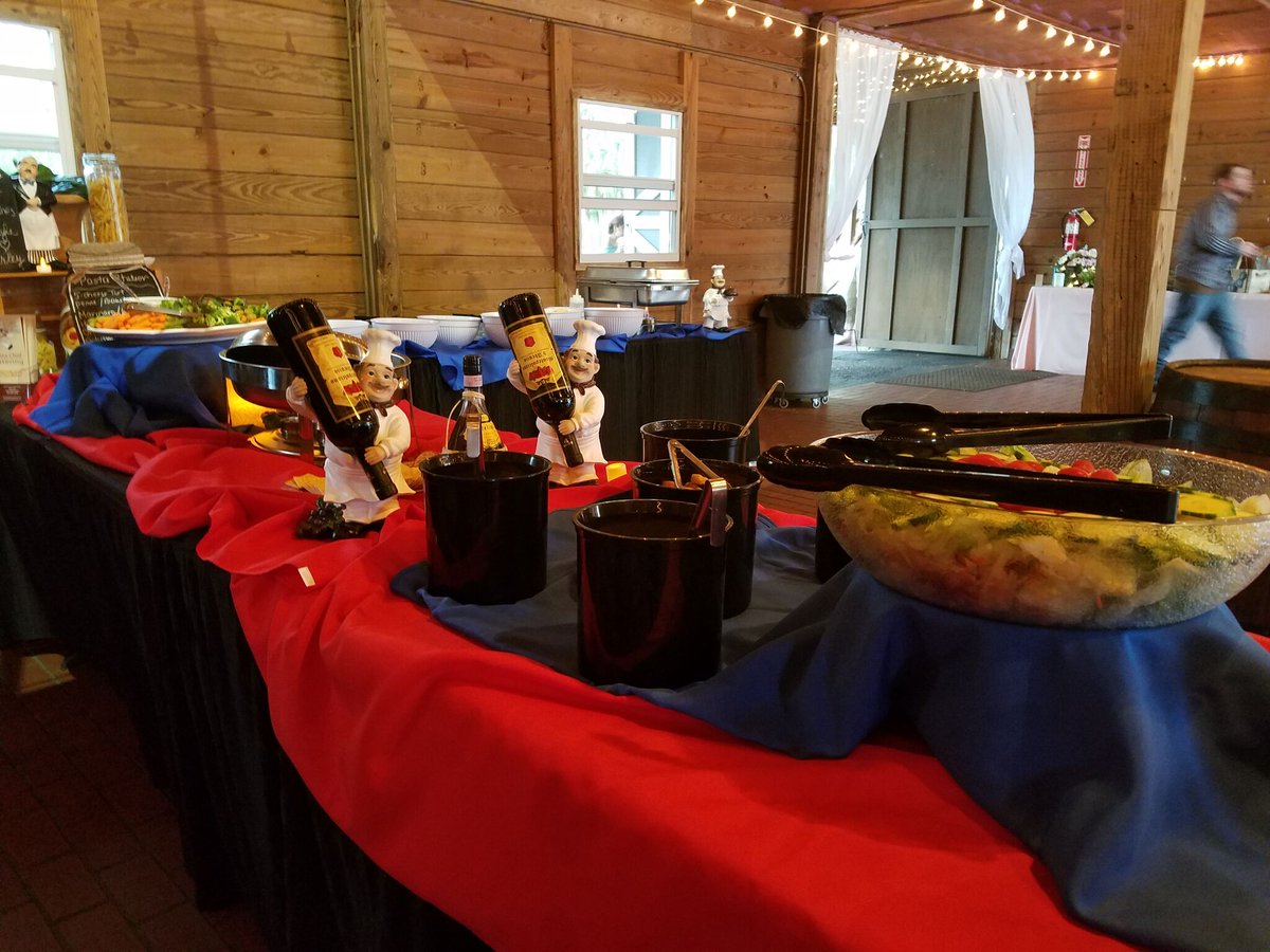 PastaChefCater's tweet image. Another great Pasta Chef Catering event for the McKimmy-Brock Wedding 🍝 #pastachef #pastachefcatering #tampabayfl 

pastachefcatering.com