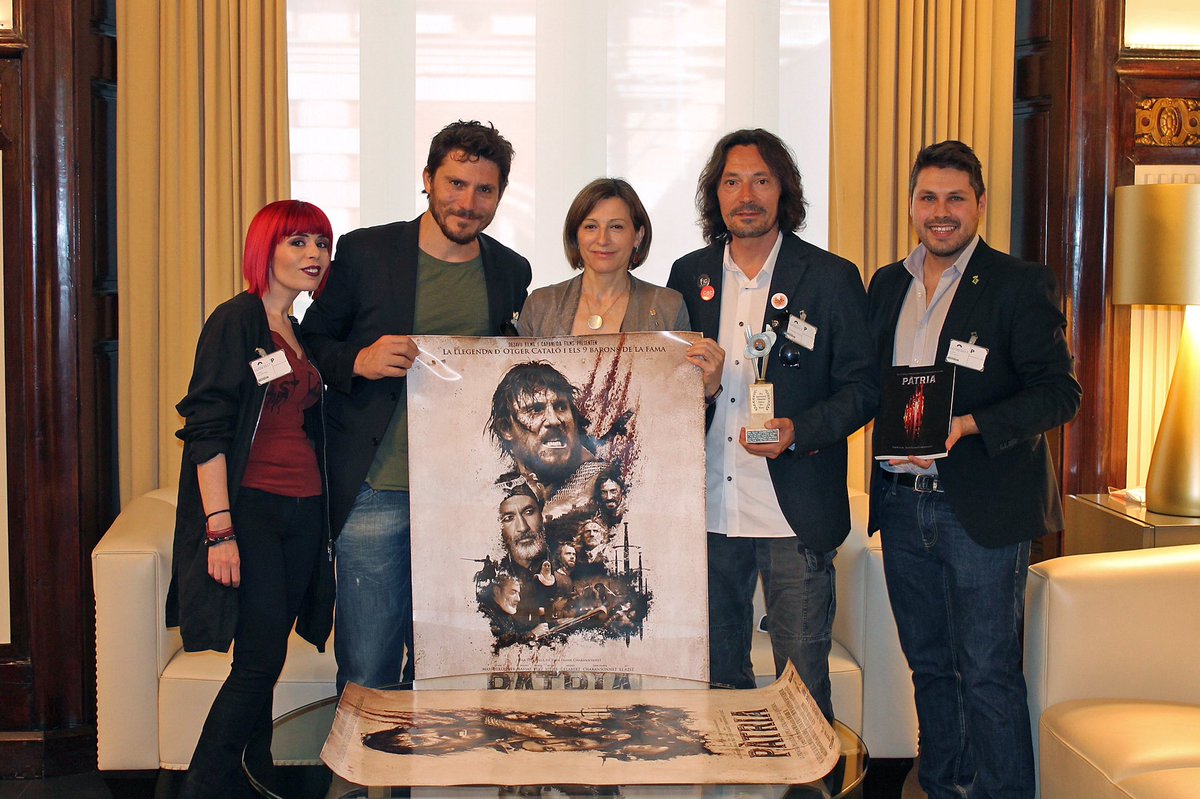 PatriaLlegenda's tweet photo. Si @PatriaLlegenda ha arribat al @parlament_cat on no pot arribar??? #somllegenda #patria #patriaday @diariARA @ElCinefilCat @naciodigital https://t.co/0lImj4c7H4