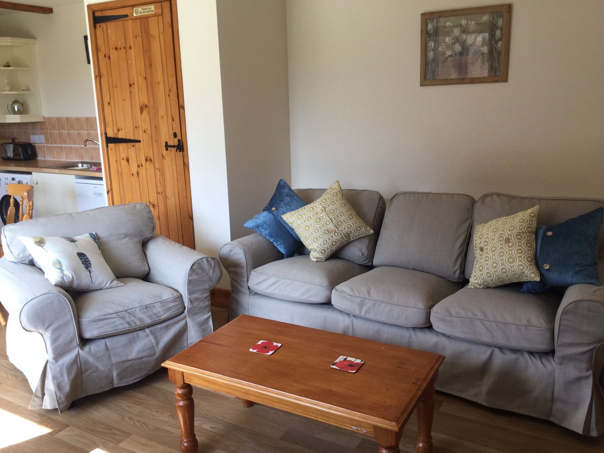 cycleandsmile's tweet photo. Sunnyside Lodge availability showing online https://t.co/Jv3qbxc8KR #norfolkselfcatering https://t.co/yukd5UOvPG