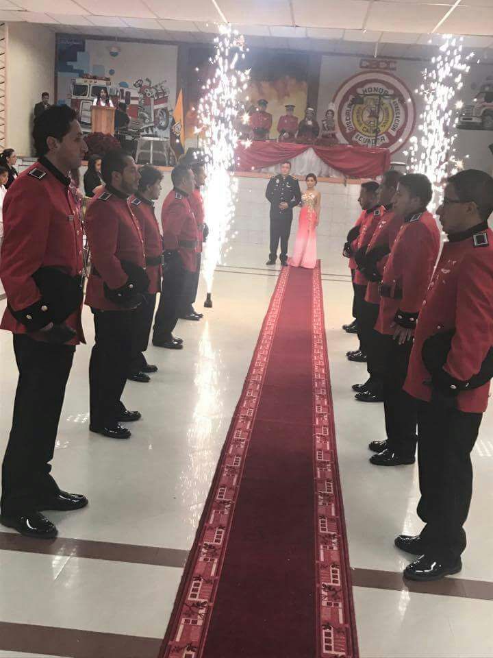 <a href="/Bomberoscanar/">Bomberos Cañar</a> da a conocer a su nueva soberana. Renata I