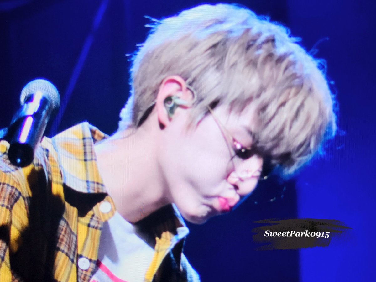 sweetpark_0915's tweet photo. 170604 EVERYDAY6 Concert in June
Preview 3P
#데이식스 #제이 #Jae 
#EveryDAY6
#DAY6 #SUNRISE
#반드시웃는다 #I_Smile https://t.co/6e1AvelmPr