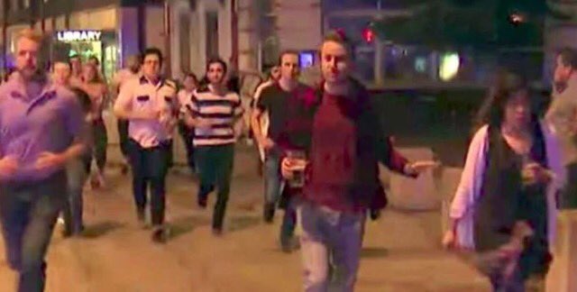 jamestonks167's tweet photo. This guys showing that no matter what you'll never get in the way of an Englishman and his pint #LondonAttacks https://t.co/Q4i5lnkOVw