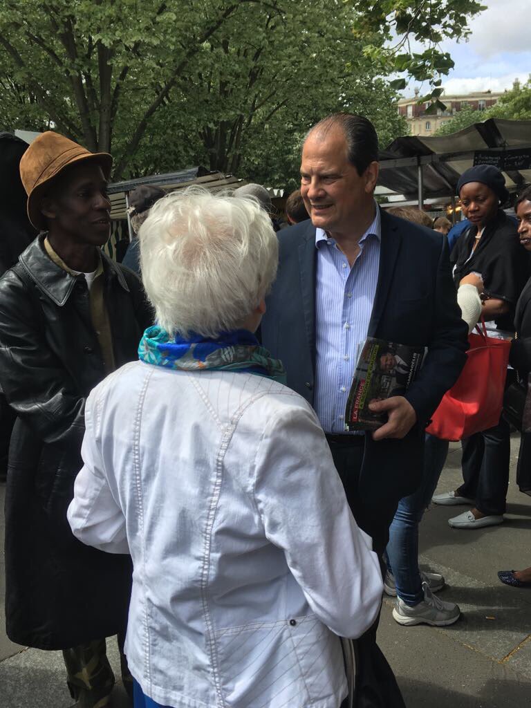 AvecCamba's tweet photo. Marché Place des Fêtes ! #AvecCamba #Circo7516 #Legislatives2017 https://t.co/wwh28pem7O