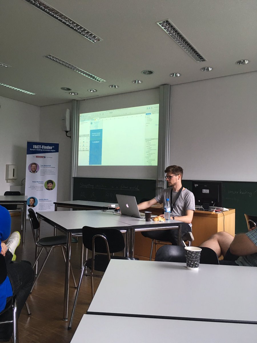 IngoTB303's tweet photo. Mobile prototyping with #axure #eparo #uxcamp https://t.co/YRdJKC3aZ1