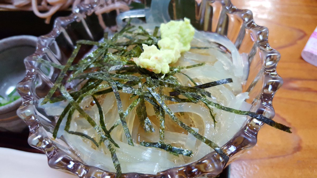 実録 ダイエットに効く東京の美味しい蕎麦 一度は食べたい わさび園 かどや の名物 わさび丼 伊豆 半島 天城山 にあるお店は 14時に閉まってしまうものの 受付は1330までだった わさび丼とセットで食べた わさび蕎麦 と わさび心太 は