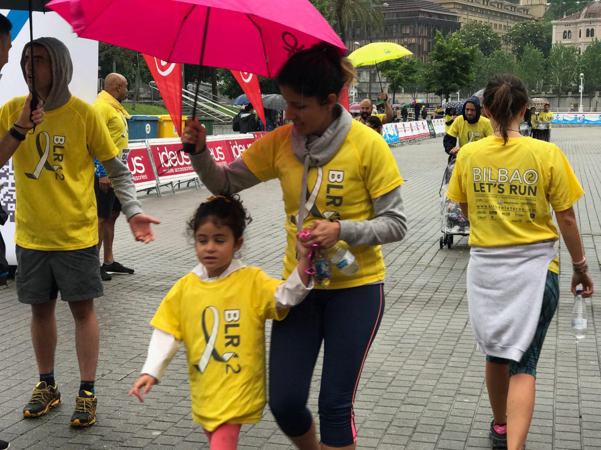 BilbaoLetsRun's tweet photo. ¡La lluvia no nos para en #BilbaoLetsRun!
Enseguida dará comienzo la subasta
Adi egon! https://t.co/FtXOWL7ZsH