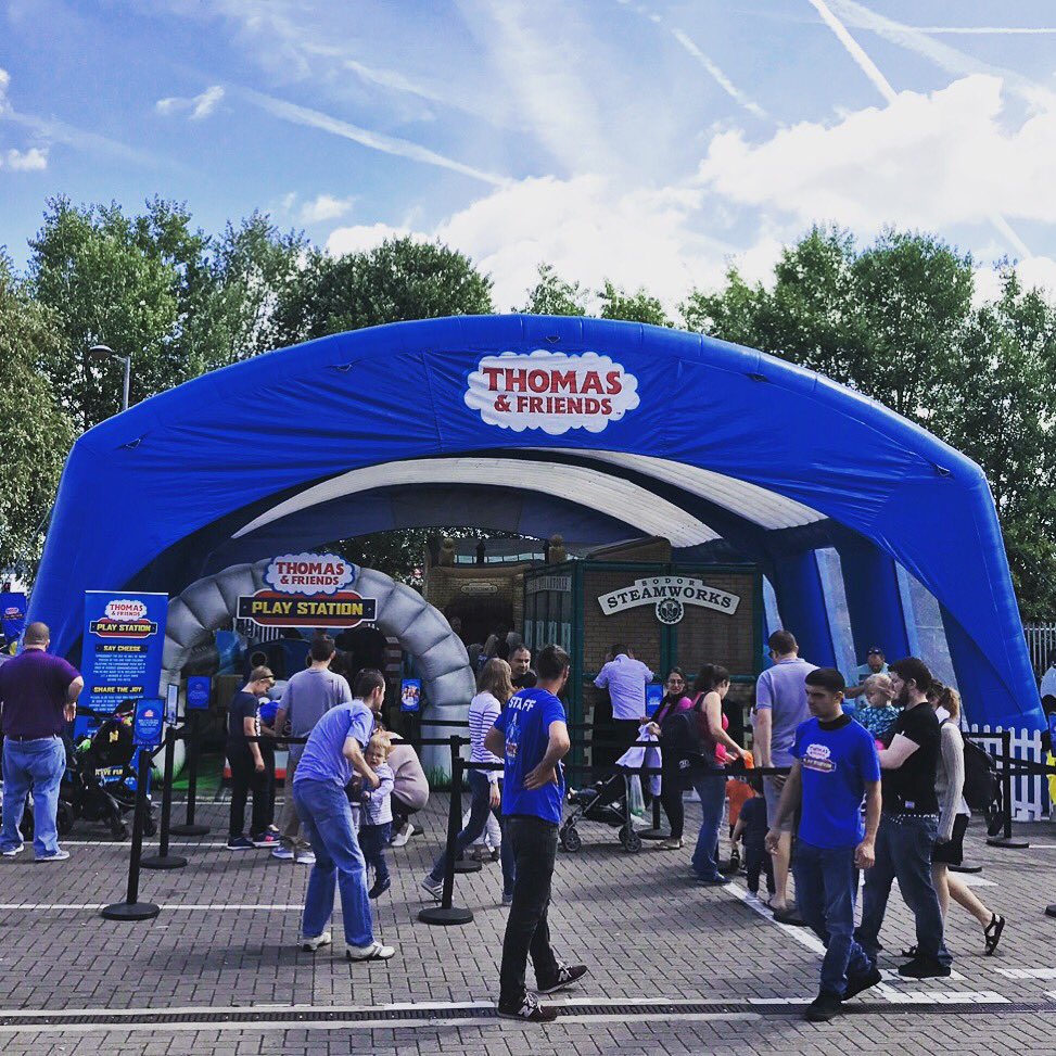 dawniewilson1's tweet photo. Final day of the #Thomasuk experiential @SmythsToysUK. The sun is shining and it looks fabulous! @Oakwood_Agency https://t.co/gFUOcFbRy7