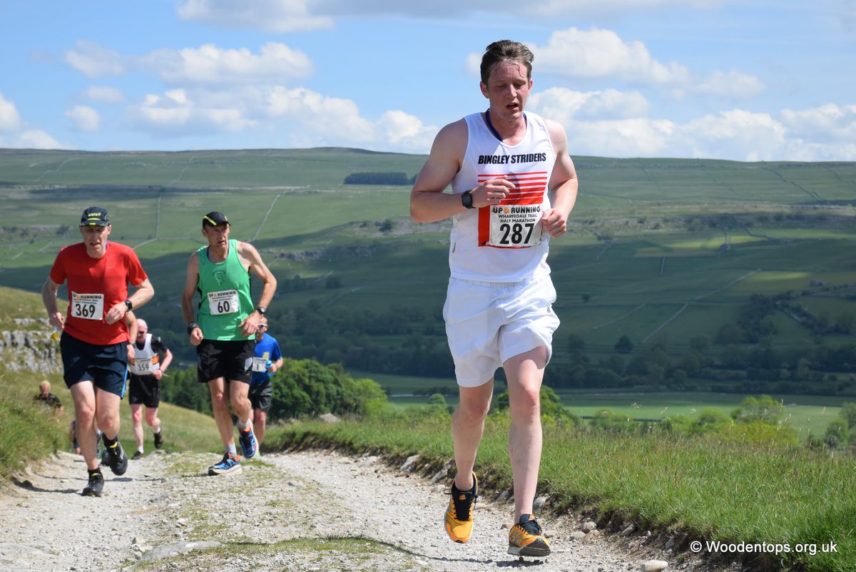 BingleyStriders's tweet photo. Top work from the lads at the  @WharfedaleHM @UKRunChat #BingleyStriders https://t.co/gTLnUrgrGe