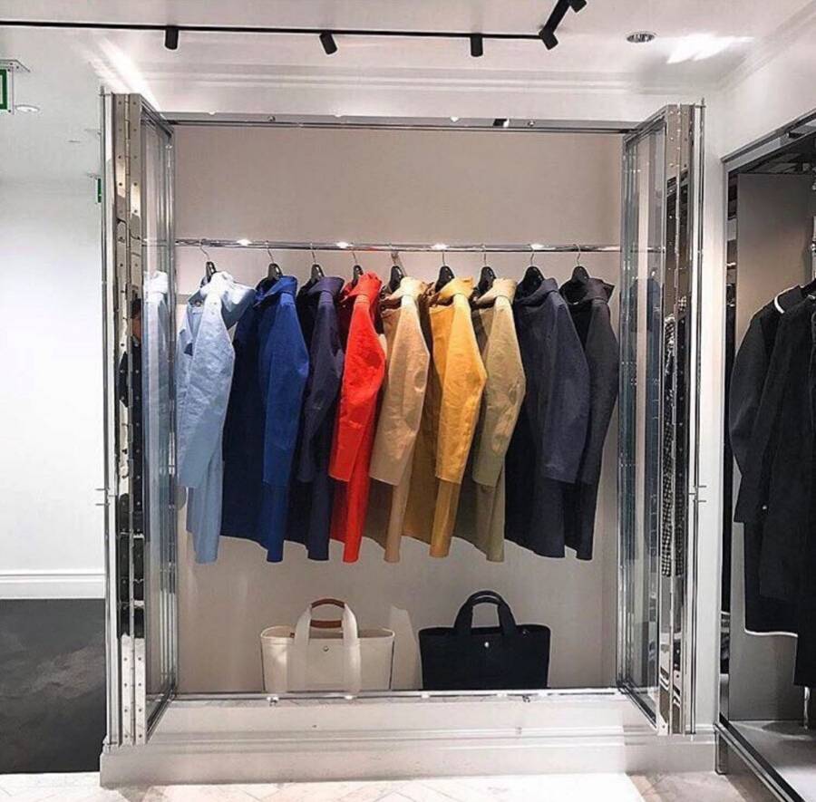 yoweworld's tweet photo. Protegete de la lluvia esta primavera con una gabardina Mackintosh. Disponibles en Yowe. https://t.co/DsQbbDZKIb