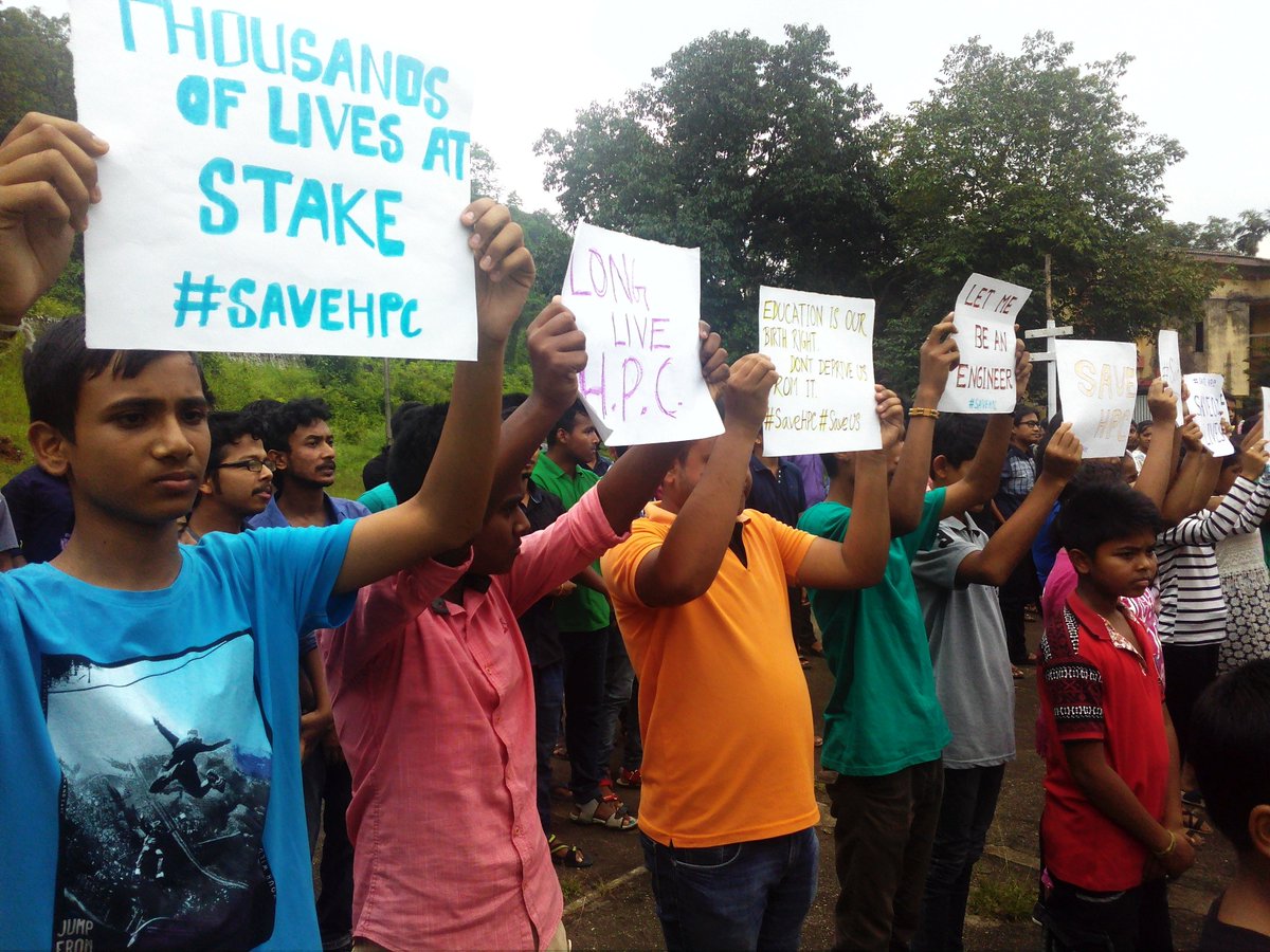 diganta654's tweet photo. SAVE  HPCL . . . . .SAVE OUR HOME. . . WE  LOVE YOU  MODI  JI . . . . https://t.co/b5PGanWNcL
