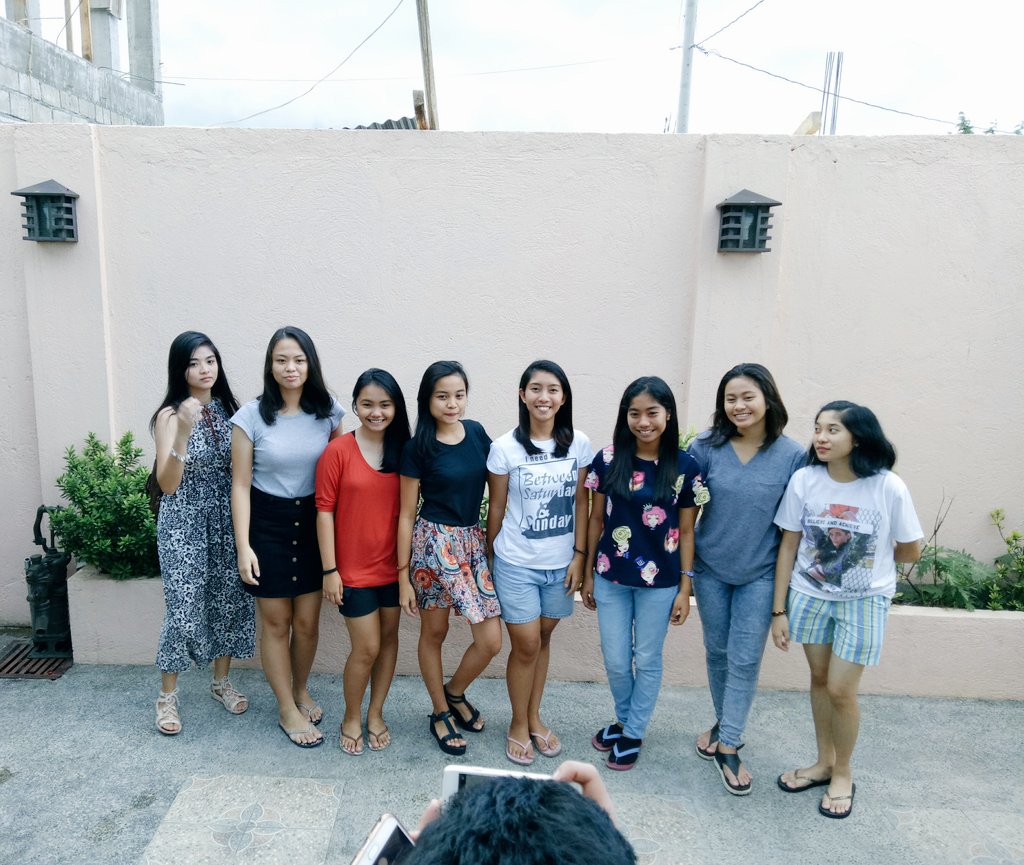 samanthaxyx's tweet photo. omg finally, 8/8 tb for lifeu! love u freaks mwa x https://t.co/CKBdnyXOTt