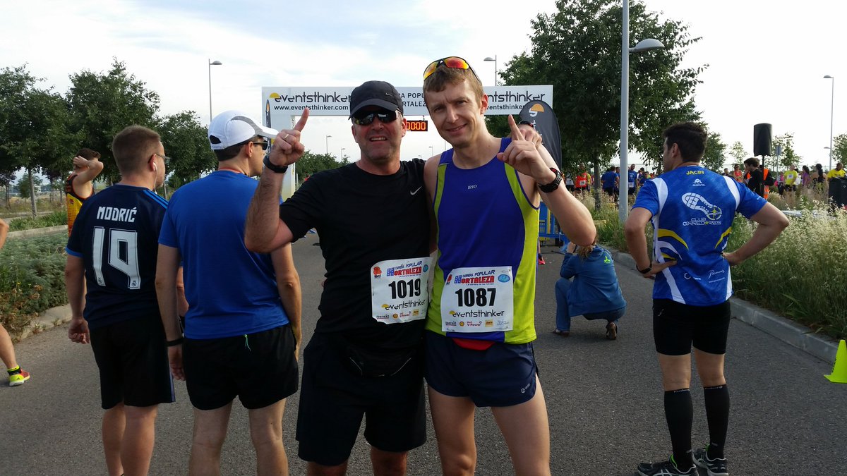 slowdownrunfast's tweet photo. Carrera Popular Hortaleza! Extreme hill at end, but with ##nowatchme no hill is too steep! https://t.co/X3lpodHefF