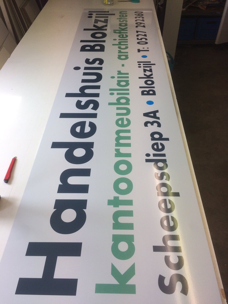 <a href="/SVBlokzijl/">SV Blokzijl</a> krijgt er weer een nieuw #eeclamebord bij. @handelshuisblokzijl is de sponsor #deuiterdijken