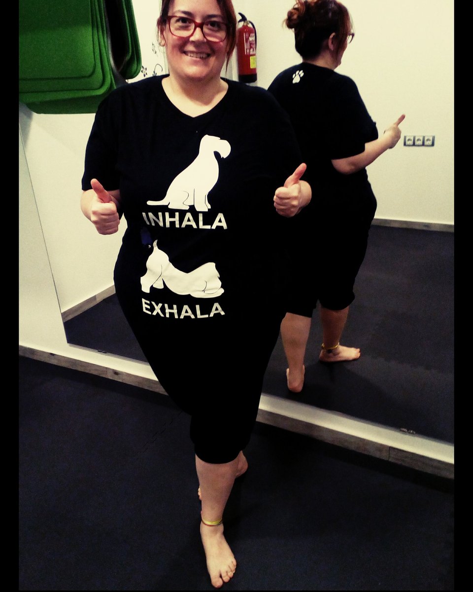 fisialis1's tweet photo. Camiseta divertida para hacer Gym, pilates o yoga. Muevete con nosotros!! #fisialis #pilates #yoga #deporte #fisioterapia https://t.co/Z1zHFHTkf8