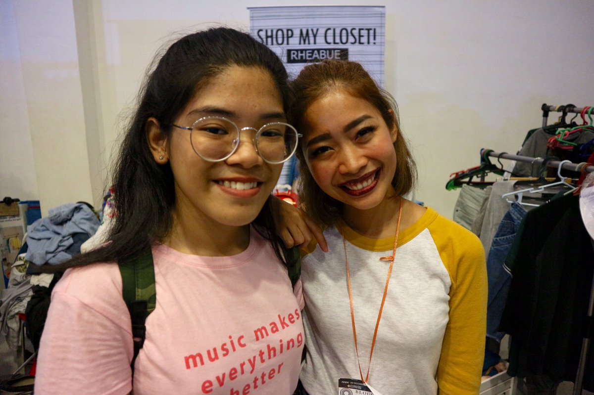 samsntlcs's tweet photo. Bloggers United Part 2 ❤️ nice meeting you guys!! Hope to see you soon ☺️ #BU13 #BackToCool #BloggersUnited13 https://t.co/5V79p01Qka