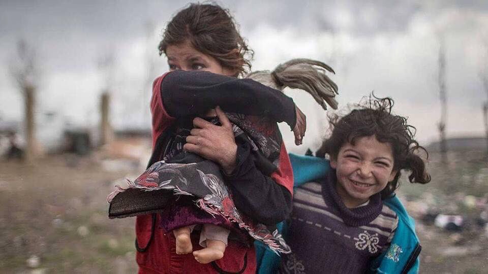 ElianeAlhussein's tweet photo. Each child radiates its own light, although the world is blind and doesn't want to see them..
#ChildrenSyria is #Future https://t.co/EJPXC51iwA