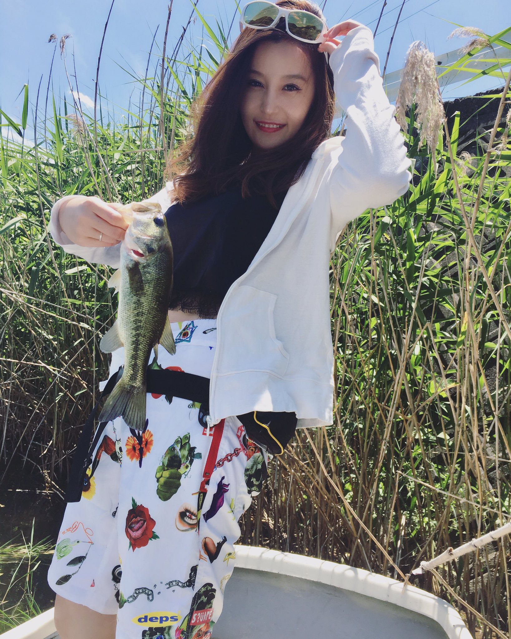 宇野澤瞳 Twitterissa バス釣り 最高でした Deps 偏光サングラス 次元 釣り 釣りガール Bassfishing Fishing ブラックバス バスフィッシング ルアーフィッシング ルアー T Co Qt1ppnyboq Twitter