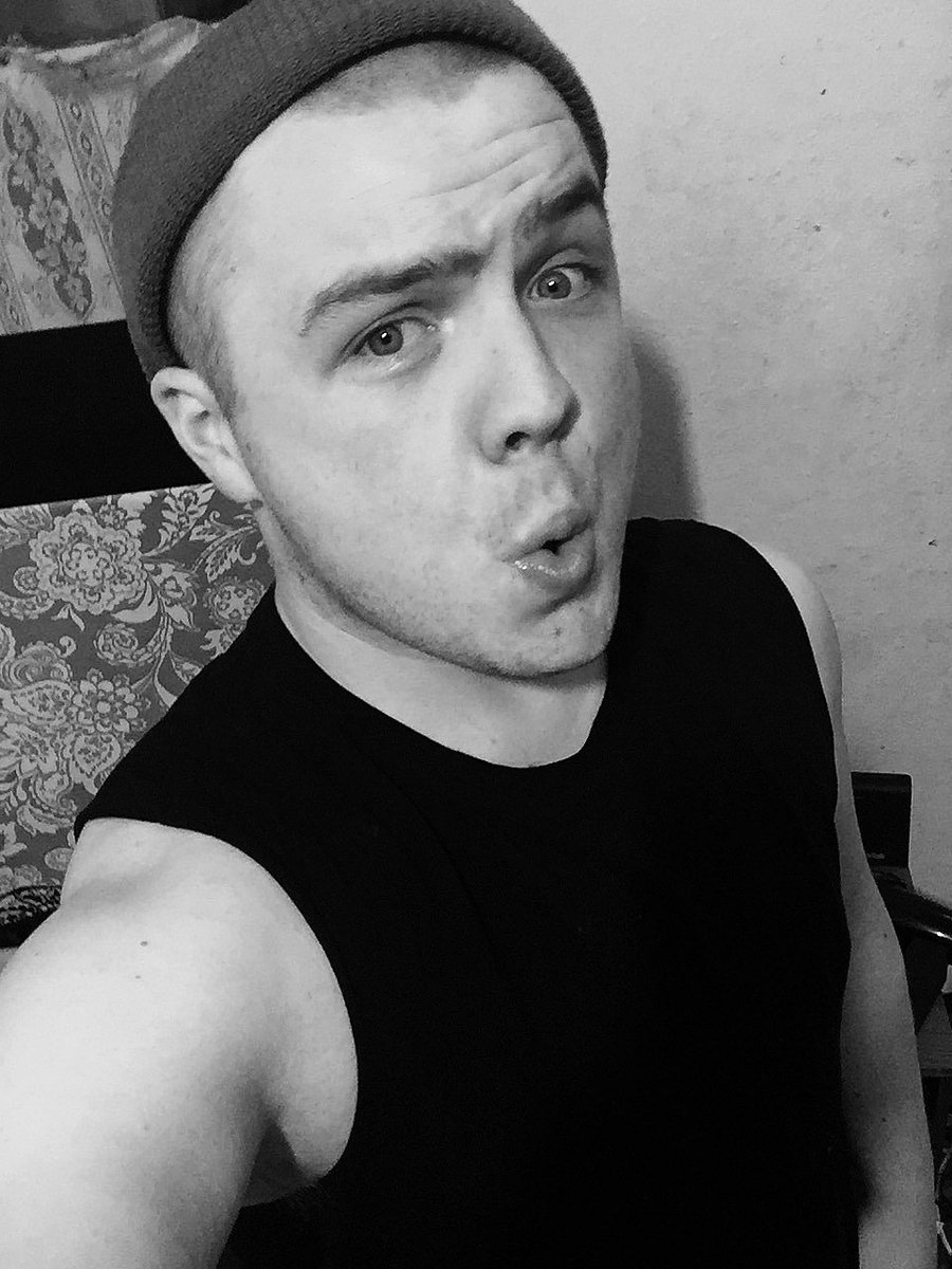 EscortchapsUK's tweet photo. From vanilla to kinky sides...Here to fulfill all your requirements...#gayescorts #gaylondon #kent #ws #sleazy #spanking #dadson #roleplay https://t.co/FcREoBulB9