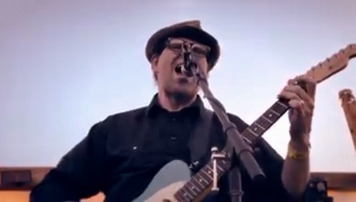 dissentionmgmt's tweet photo. The masters @YawningManMusic who made our film @DesertAge relevant are on tour now.https://t.co/uz0jtADDDN @foofighters @qotsa @EODMofficial https://t.co/z3FfWmhFZW