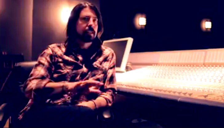 dissentionmgmt's tweet photo. The masters @YawningManMusic who made our film @DesertAge relevant are on tour now.https://t.co/uz0jtADDDN @foofighters @qotsa @EODMofficial https://t.co/z3FfWmhFZW