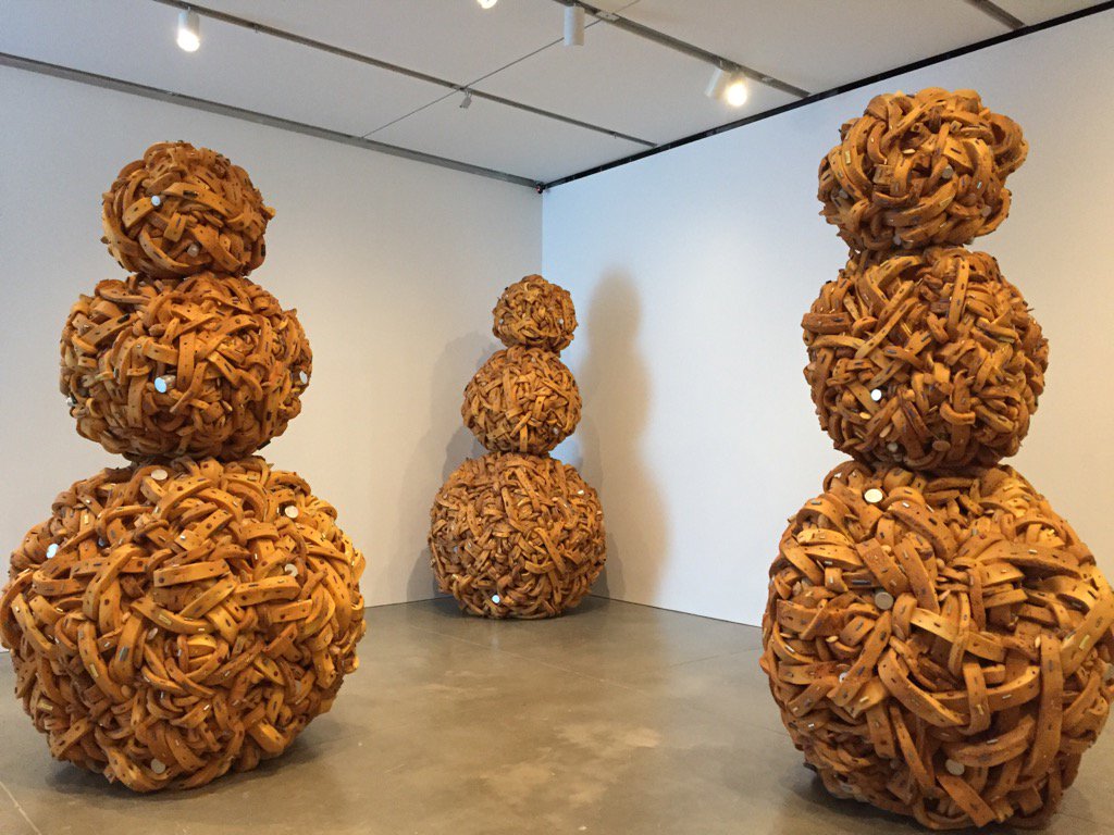 ShawnMahoney2's tweet photo. #NariWard #SunSplashed 
"Mango Tourist" 
@ICAinBOSTON 
tropical and industrial snowmen keep watch... https://t.co/AOSst1WkTb