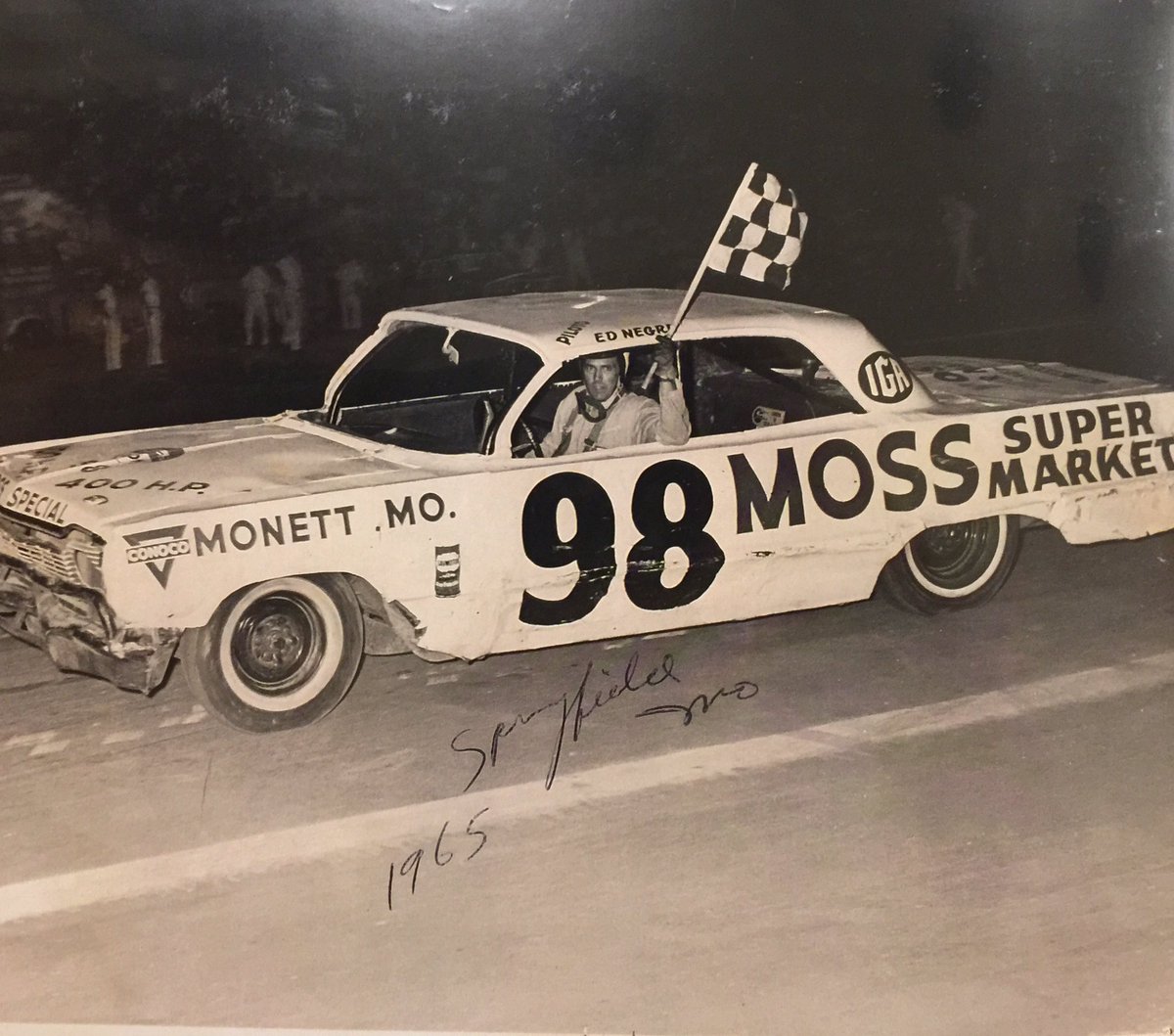 NegreNorman's tweet photo. My dad passed away three years ago today thanks for the memories we still have#RIP #miss him every day https://t.co/KquvfQiOYS