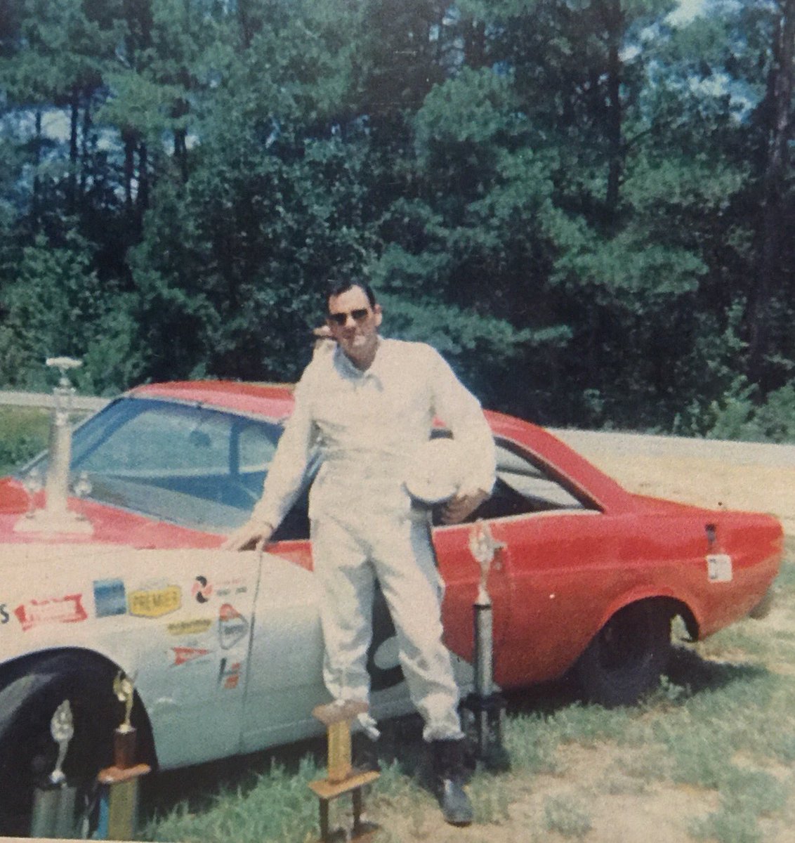 NegreNorman's tweet photo. My dad passed away three years ago today thanks for the memories we still have#RIP #miss him every day https://t.co/KquvfQiOYS
