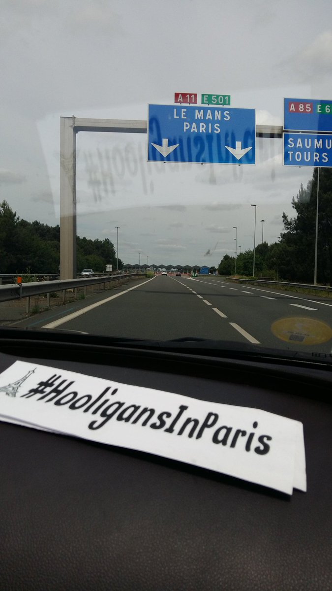 MilOO19130's tweet photo. Sur la route pour Paris #hooligansinparis #FrenchHooligans @BrunoMars on arrive ! https://t.co/rZGefwpUbj
