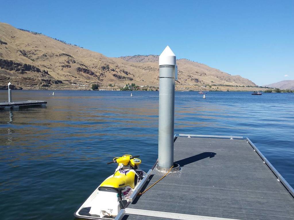 ColumbiaRiverr's tweet photo. #LincolnRockStatePark #ColumbiaRiver #TheColumbiaRiver #jetskiing #jetski #dock #WAStateParks #StateParks https://t.co/hG7KZNjjBj https://t.co/4ydD1ONfzQ