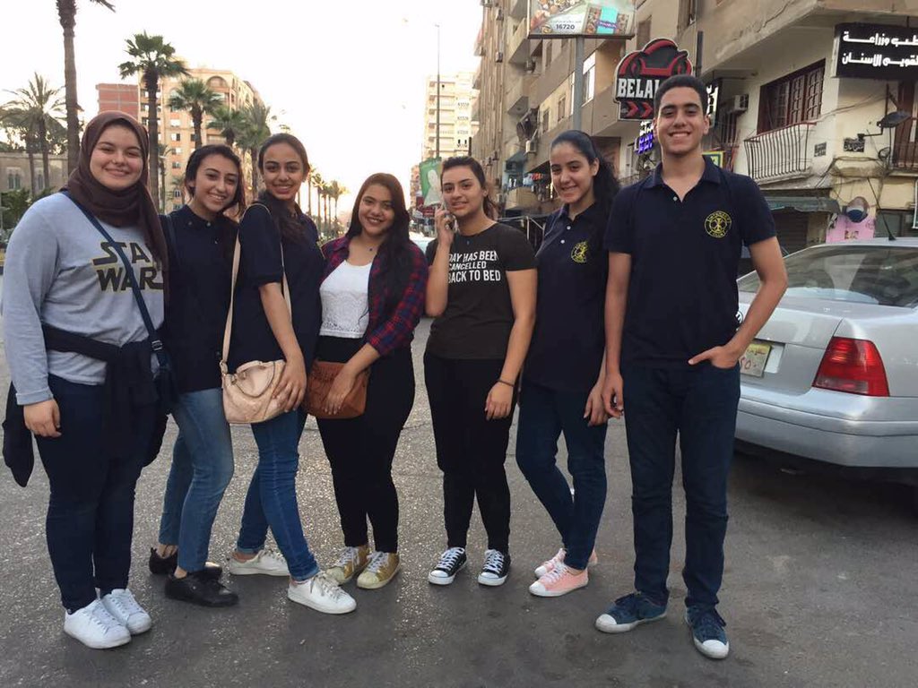 InteractClub_PS's tweet photo. "The best way to cheer yourself is to cheer someone else up."๐
#ramadan #serviceaboveself #interactforachange https://t.co/vfMWjTX5Vv