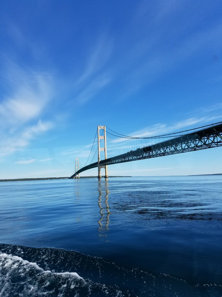 wildsoulphoto's tweet photo. #macinacbridge #PureMichigan #wildsoulphoto #blueskies #spring #bridge https://t.co/qXYAOfG7Gw
