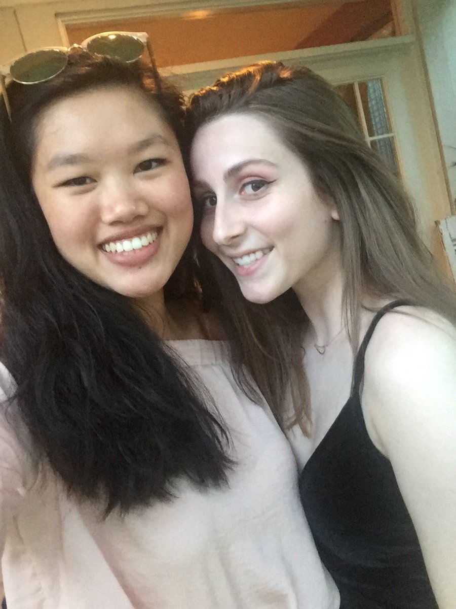 peachyy99's tweet photo. happi grad 🎉 #VCUbound https://t.co/9t8NJyhsJ8
