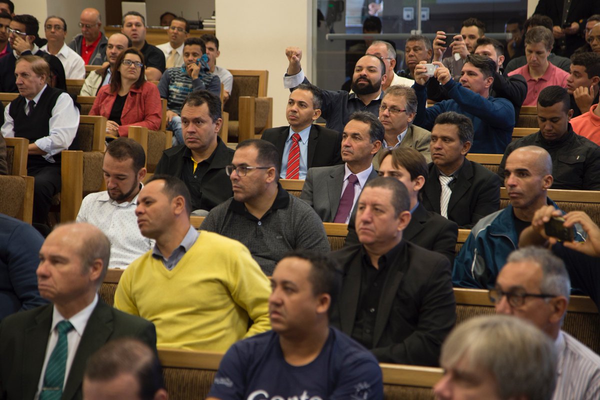 paulistaoeste's tweet photo. Escola de Evangelismo #ArautosdaCruzAPO mais um dia focado na missão   #EvangelismoAPO #MeuTalentoMeuMinisterio #AdventistasSP https://t.co/qITXvsGjpr