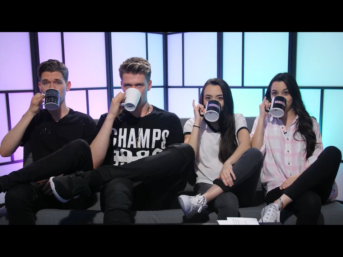 caitlin472's tweet photo. #merrellkey I love u guys so much..U guys are so amazing.❤️u guys so much keep up the amazing work. https://t.co/3vX9n0oum1